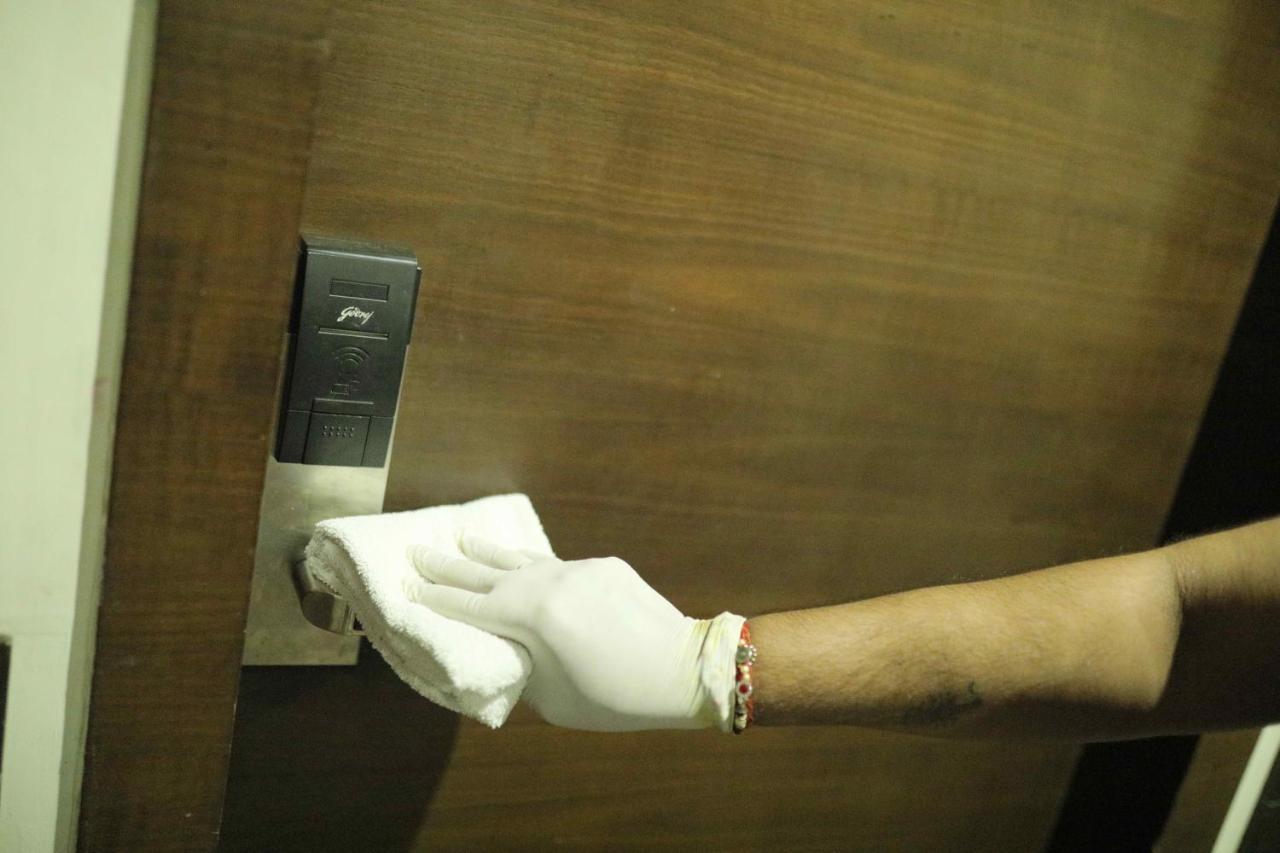 Hotel Alleviate Agra  Dış mekan fotoğraf