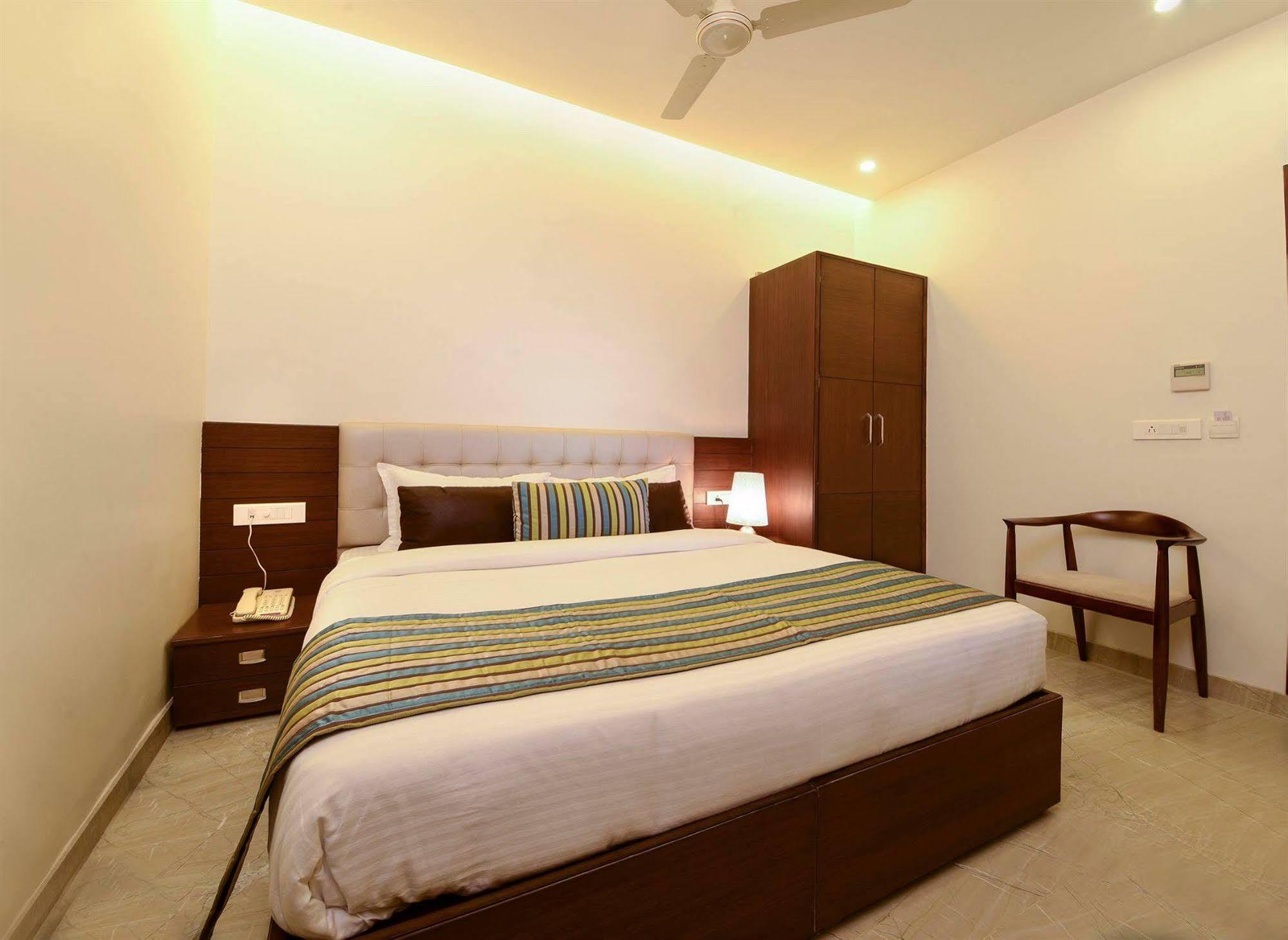 Hotel Alleviate Agra  Dış mekan fotoğraf