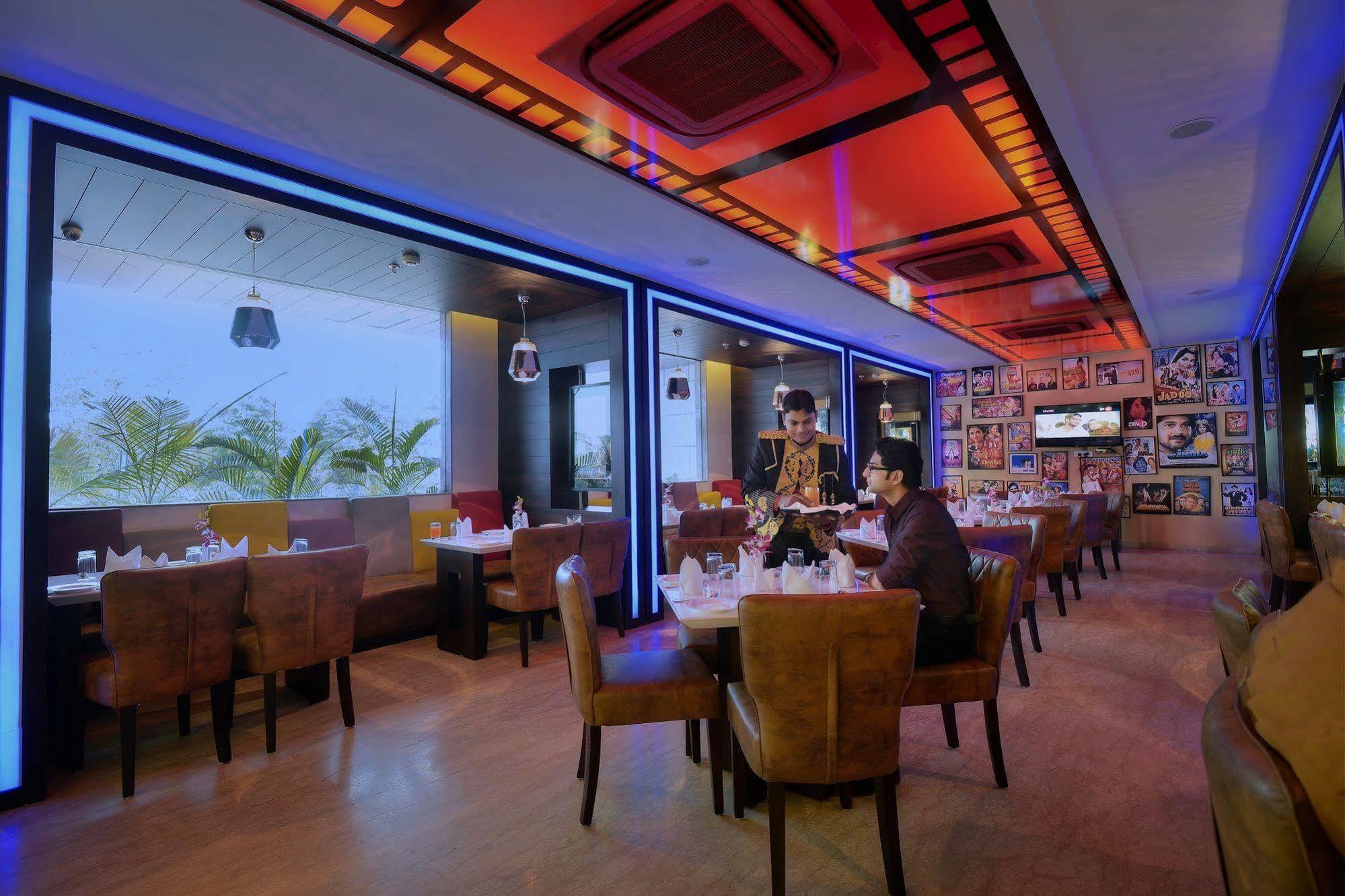 Hotel Alleviate Agra  Dış mekan fotoğraf